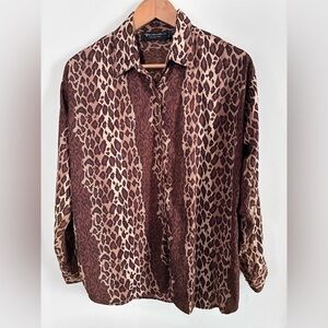 Brown 100% Polyester Leopard Print Button-Up Shirt Sz Medium
